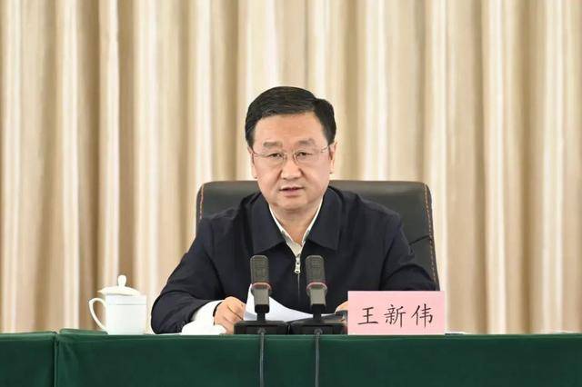 辽宁省省长进京<strong></p>
<p>利比亚原油</strong>，与兵器工业集团开展工作会商