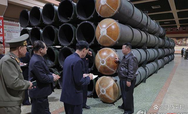 金正恩思虑再三<strong></p>
<p>外盘原油期货</strong>,红场阅兵还是不去了,但不忘给普京送上一份厚礼