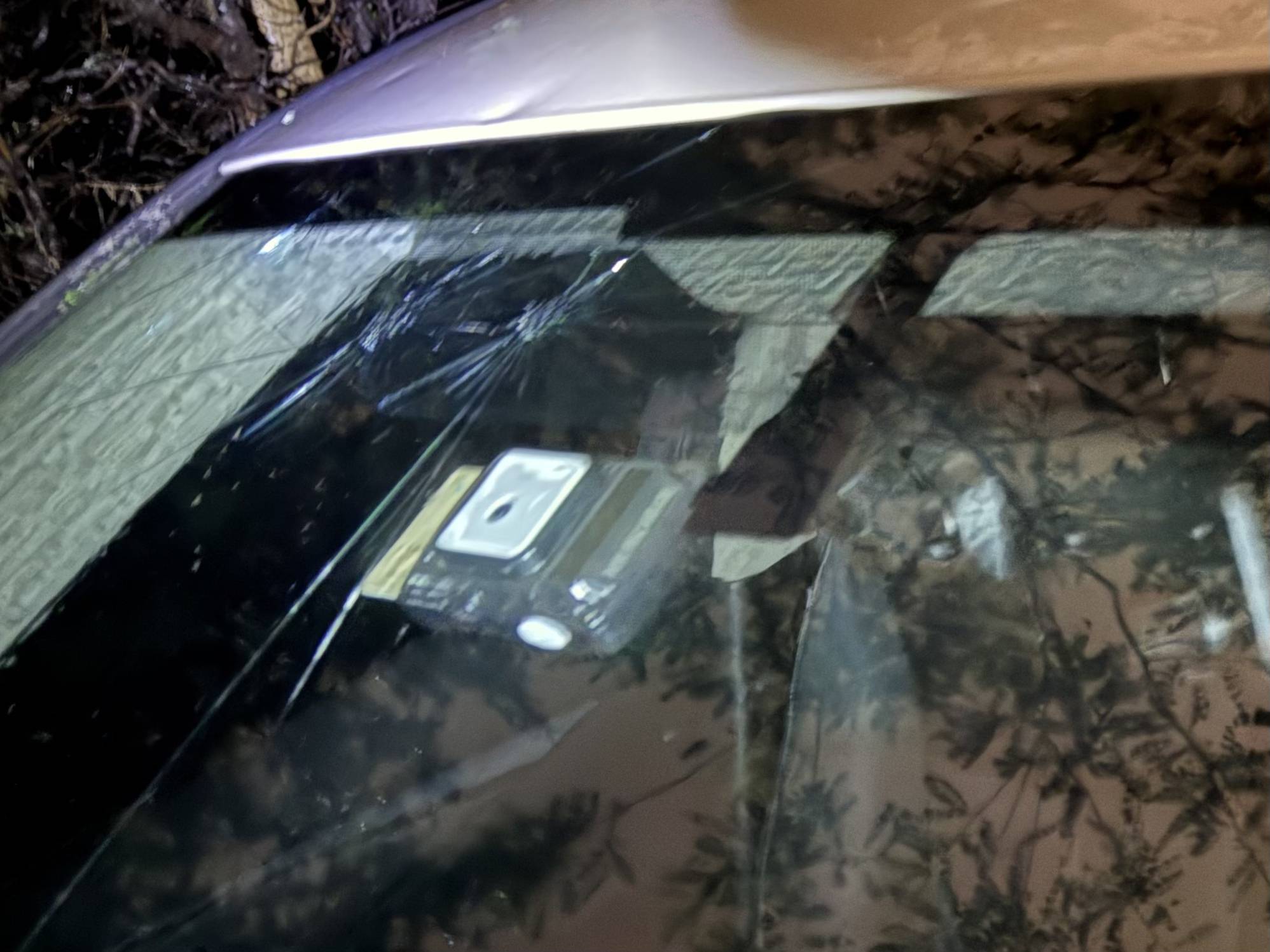 北京冰雹后车险理赔咨询火爆<strong></p>
<p>原油储量排名</strong>,车险公司:车被砸后别磨叽,先报备