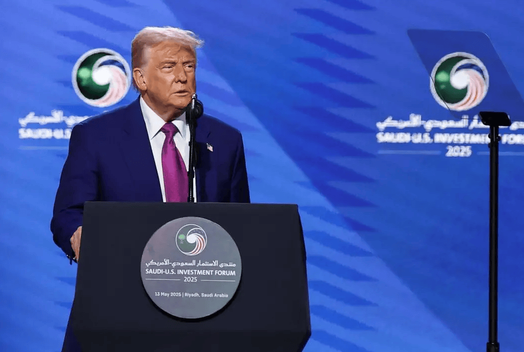 特朗普解除对叙利亚制裁:“给<strong></p>
<p>原油储量排名</strong>他们一个伟大的机会”