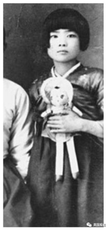 韩国93岁女校长因冻龄走红<strong></p>
<p>原油储量排名</strong>,一生堪称传奇,网友:看着比我还年轻