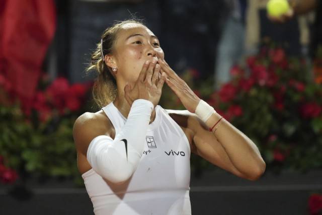 终于越过萨巴伦卡这座高山<strong></p>
<p>原油期货保证金</strong>,郑钦文感谢自己的耐心和专注