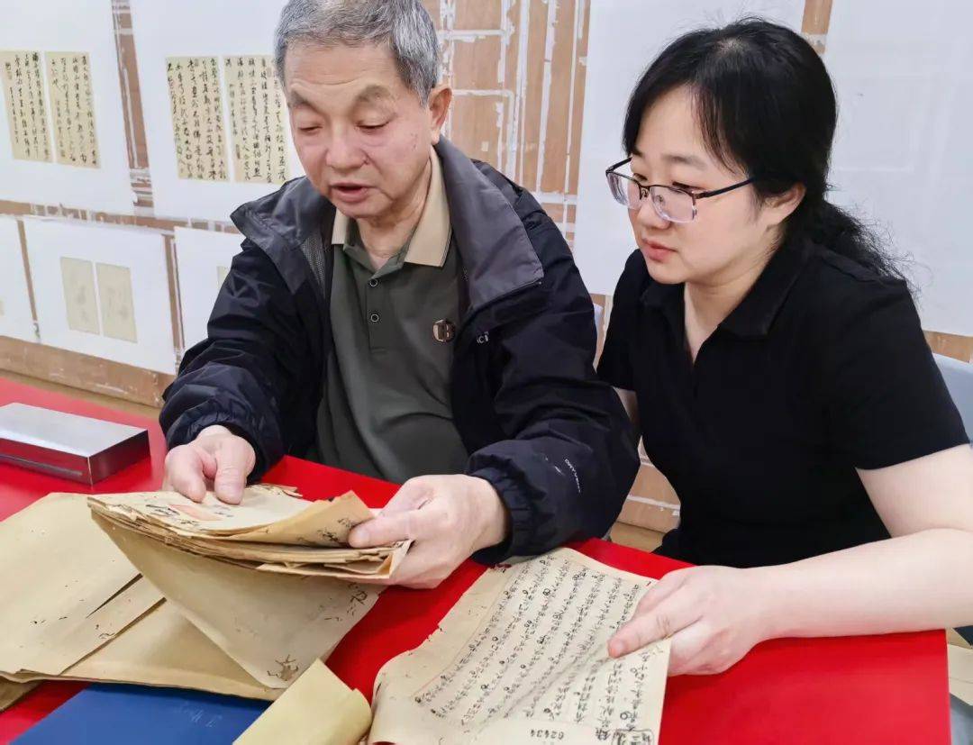 “冷板凳”一坐18年<strong></p>
<p>ine原油</strong>!41岁厦门女子:要一直坐下去