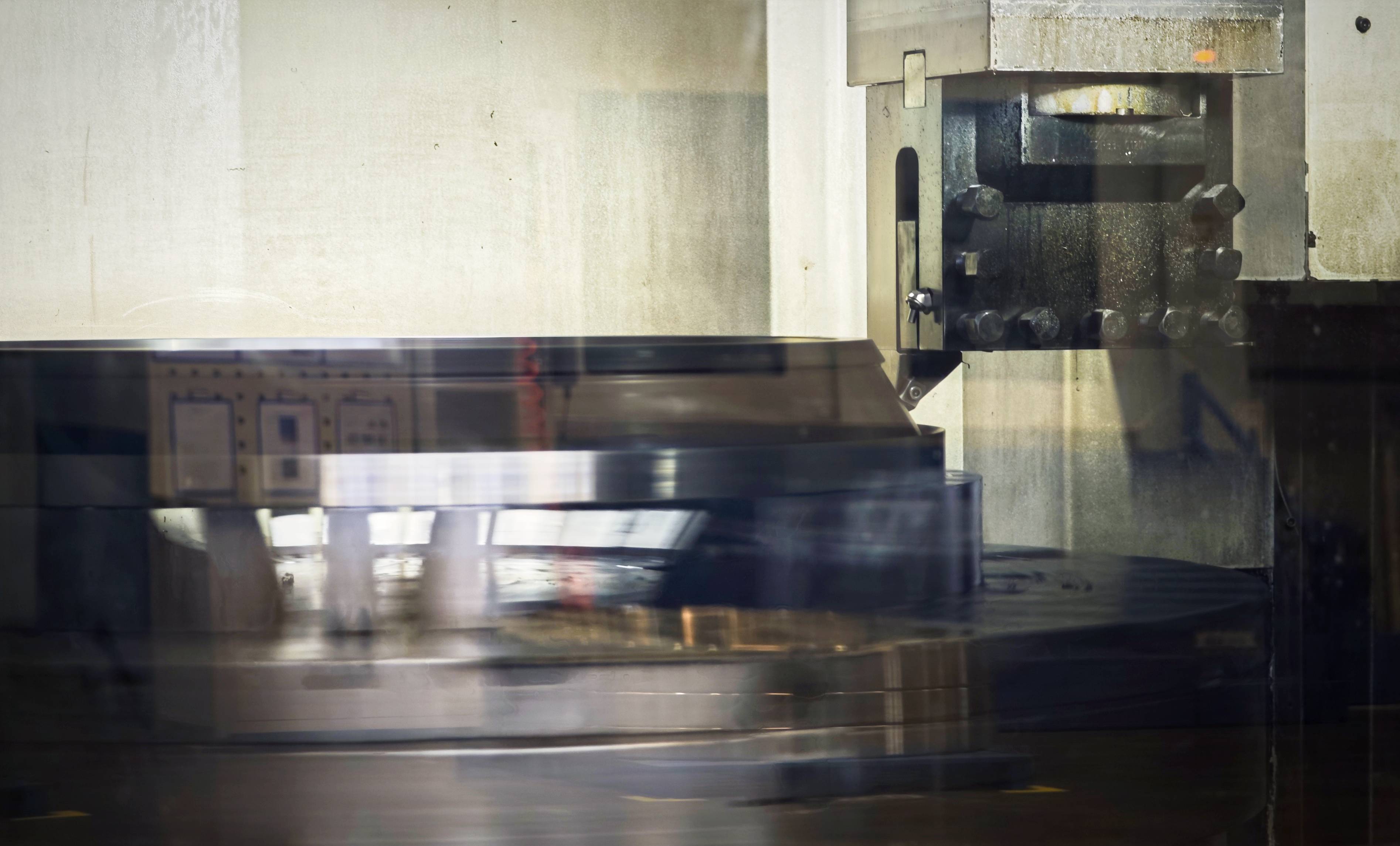 第1视点丨跟随总书记走进洛阳轴承集团 <strong></p>
<p>ine原油</strong>了解先进制造业发展