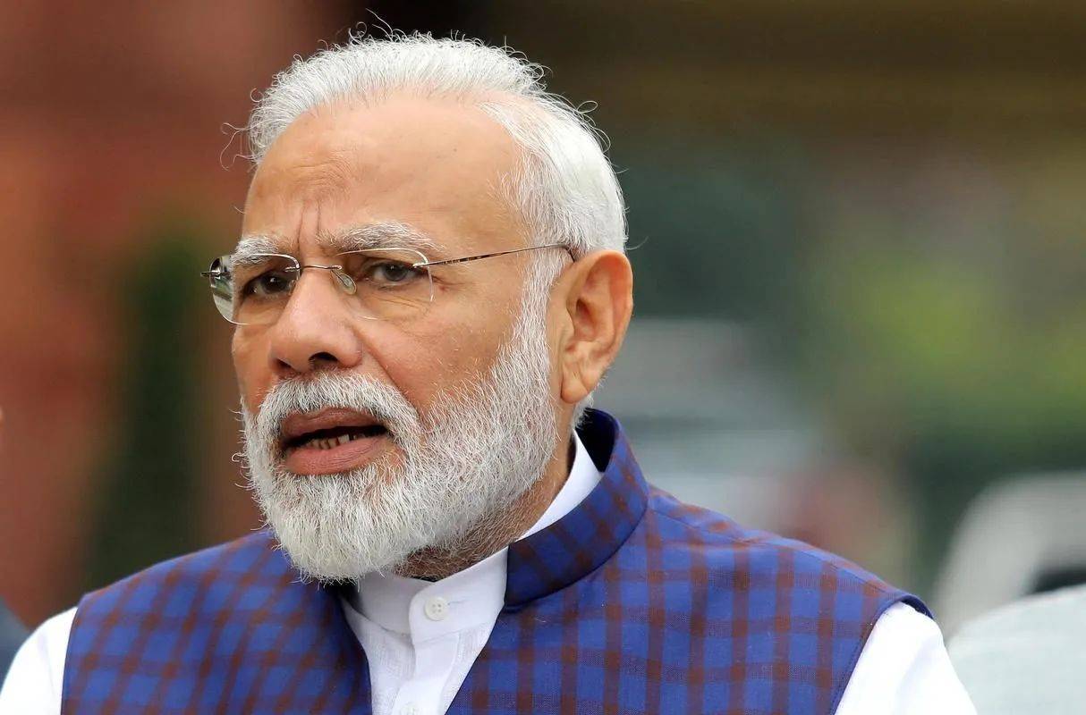 打完这一仗<strong></p>
<p>原油片</strong>，巴基斯坦外交地位抬了不止一档，中方主动递出邀请函