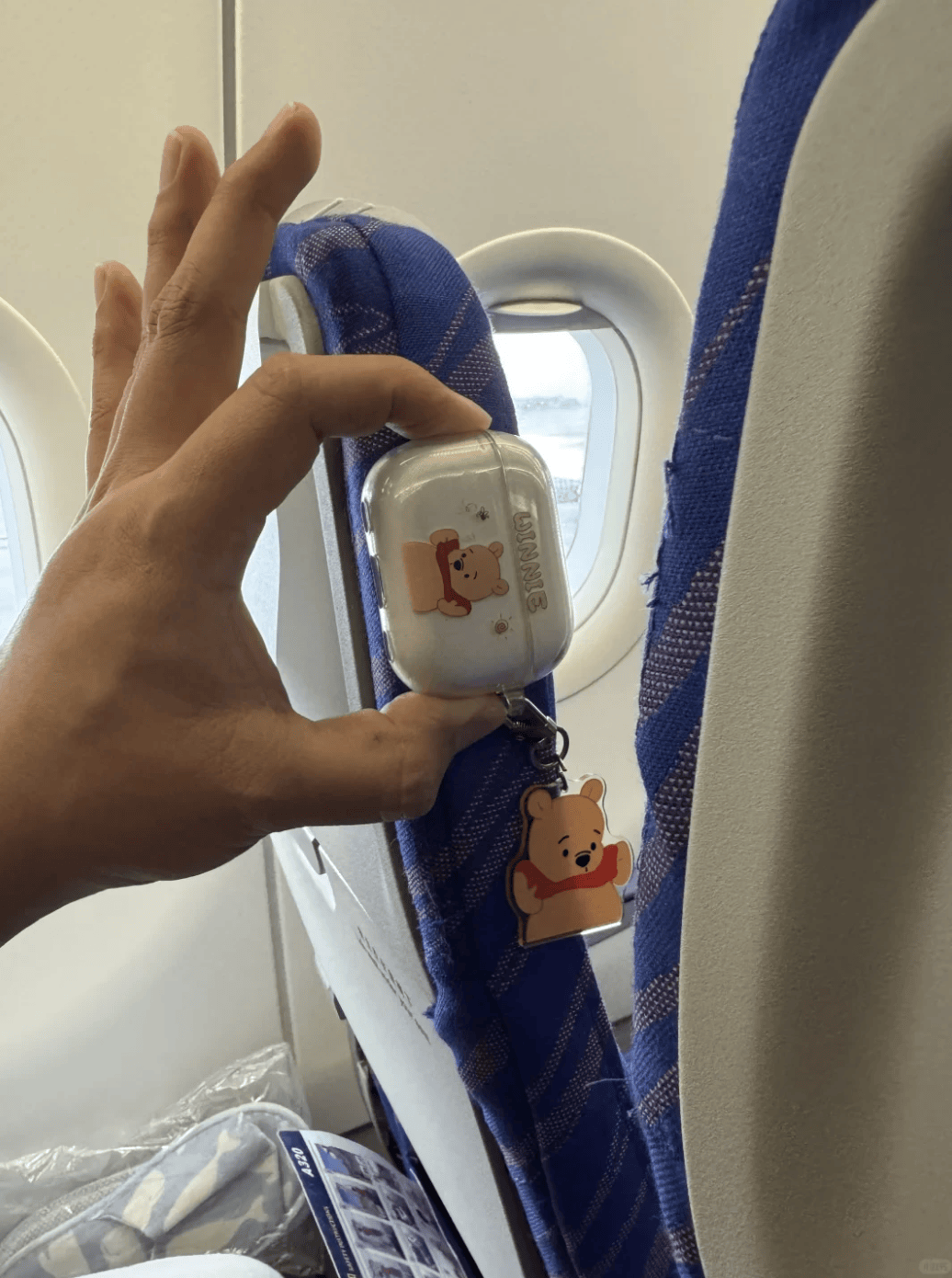 “坐飞机发现旁边放着冷链海鲜”<strong></p>
<p>原油期货怎么样</strong>,航空公司兼职送货给出差人整破防了