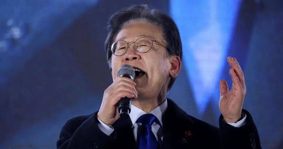 李在明赢得大选!当上总统后第一件事<strong></p>
<p>原油喊单直播</strong>,就是对华表态,信号强烈