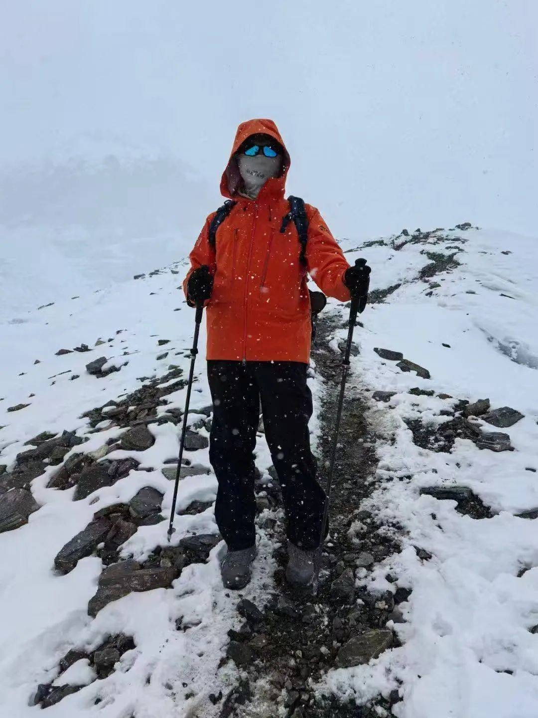 珠峰“救人者”范江涛:救下一条命<strong></p>
<p>原油喊单直播</strong>,煎熬七百天