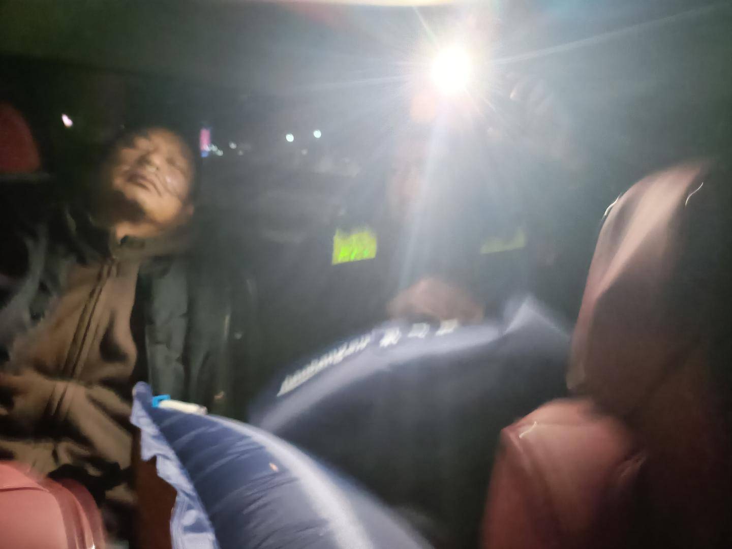 “救救我!”货车司机第一次上青藏高原重度高反<strong></p>
<p>原油进口资质</strong>,高速路收费员发现异常紧急送医