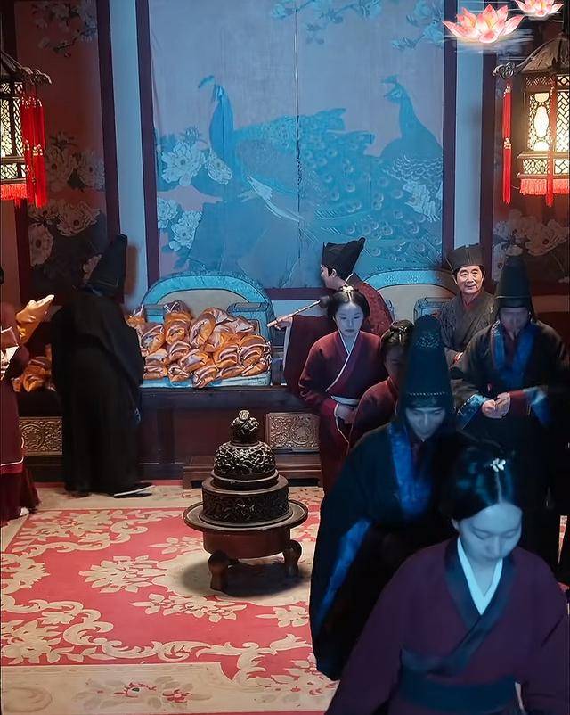 “一胎生99子”<strong></p>
<p>原油进口资质</strong>？恶意审丑是对观众的“电子投毒”丨中听