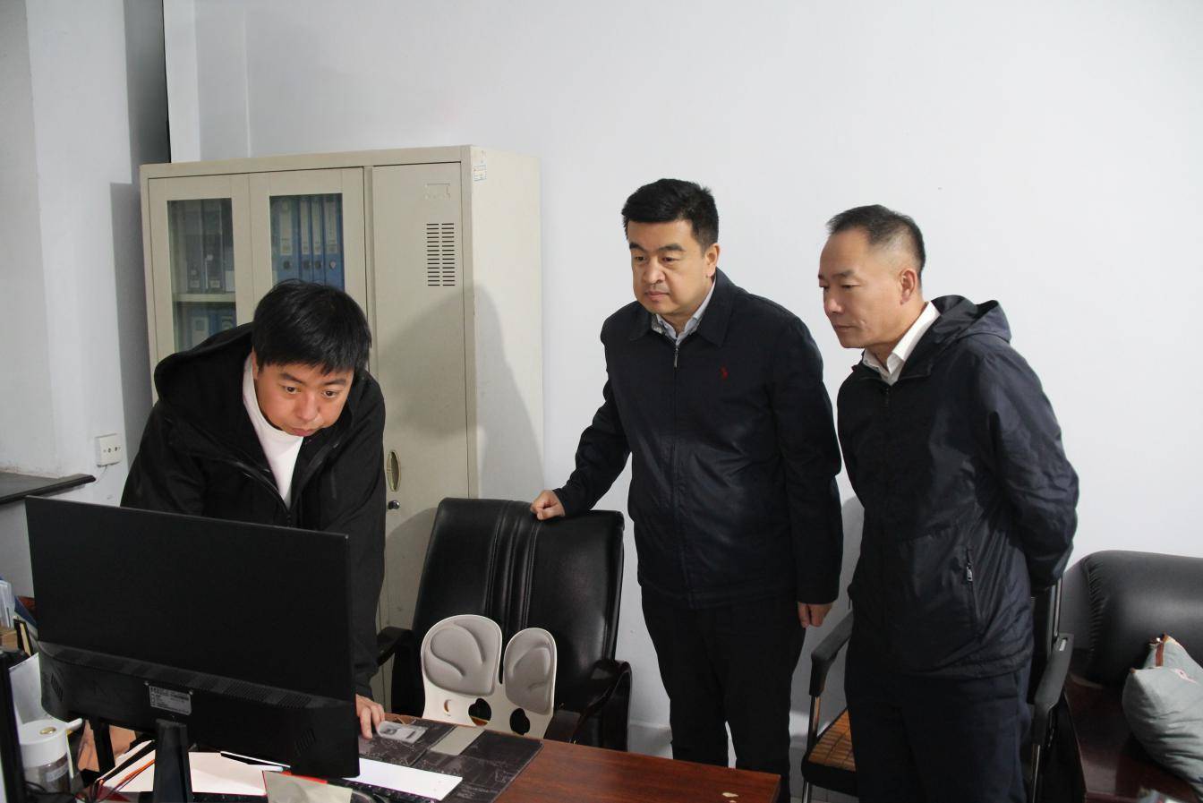 黑龙江航运集团党委书记、董事长哈达：从“老字号”到“新引擎”<strong></p>
<p>原油论坛</strong>，在服务“向北开放”中锻造航运新质生产力