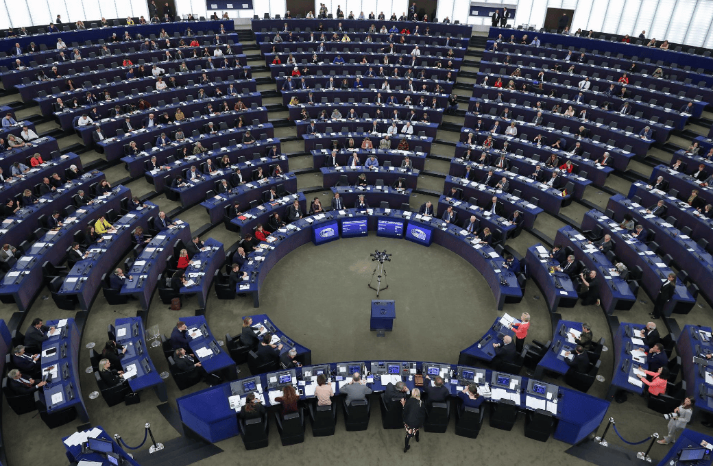 G7发表联合声明<strong></p>
<p>原油期货配资</strong>,不准改变南海现状,不到24小时,中方接划下红线 