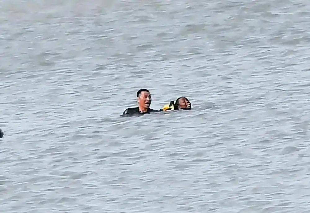 山东医生张军桥在非洲勇救落水者牺牲<strong></p>
<p>原油期货配资</strong>,年仅38岁