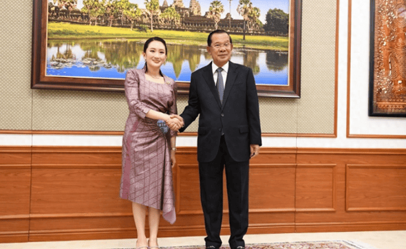 当不成总理了?泰国军方亮明态度<strong></p>
<p>原油期货配资</strong>,遭洪森“背刺”,佩通坦面临下台