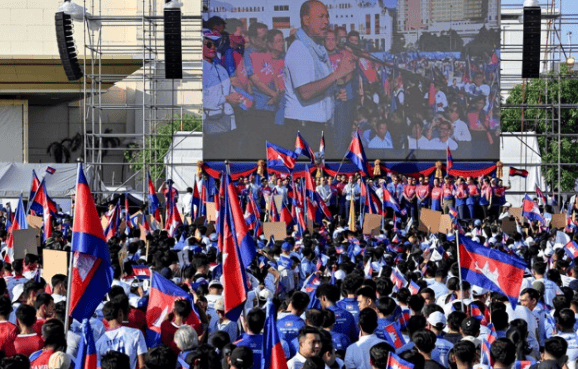 当不成总理了?泰国军方亮明态度<strong></p>
<p>原油期货配资</strong>,遭洪森“背刺”,佩通坦面临下台