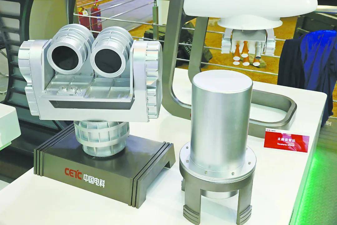 B-2横穿中国轰炸伊朗<strong></p>
<p>原油闪点</strong>,中国雷达没有发现?这是正常人想出来的?