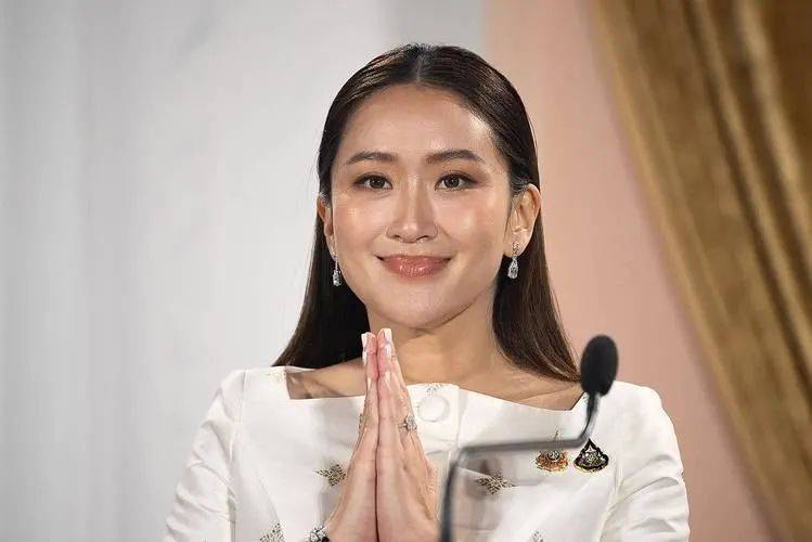 洪森直接摊牌了<strong></p>
<p>原油闪点</strong>,泰国总理不换人,柬埔寨就不会与泰国握手言和