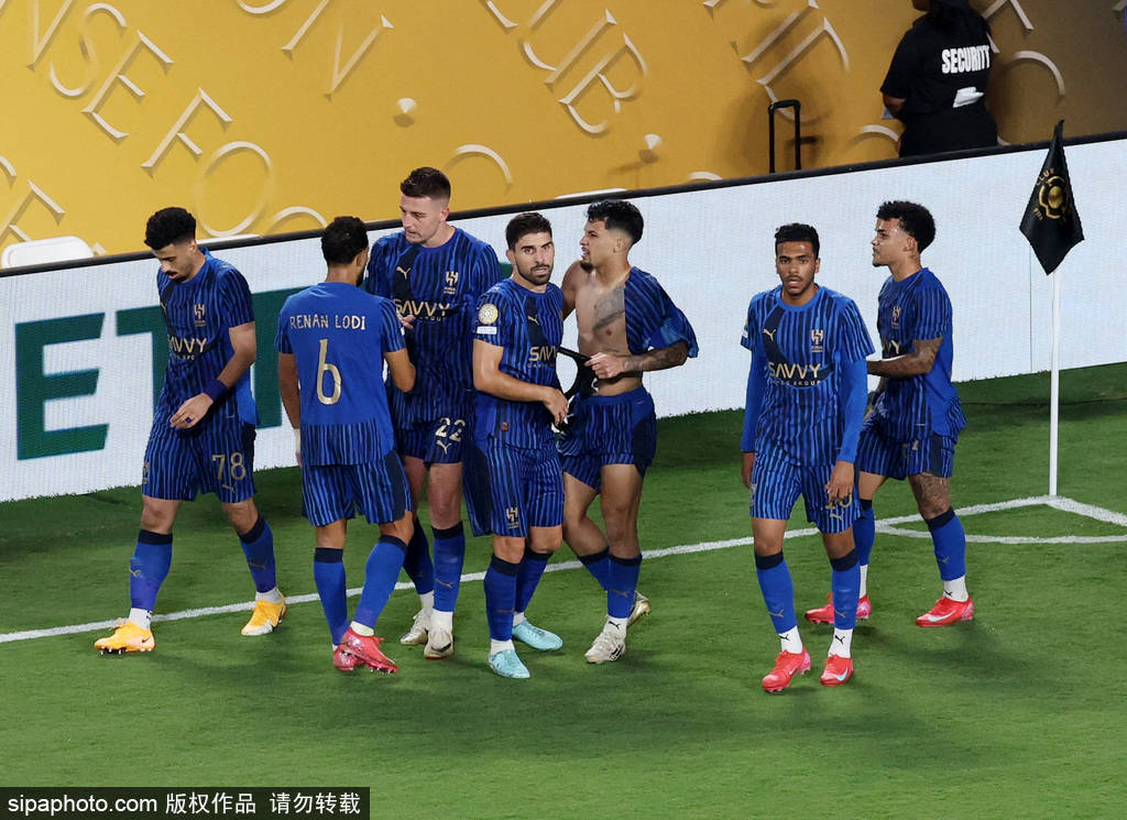 夺冠热门出局<strong></p>
<p>原油加盟</strong>！世俱杯-曼城加时3-4遭新月绝杀 止步16强