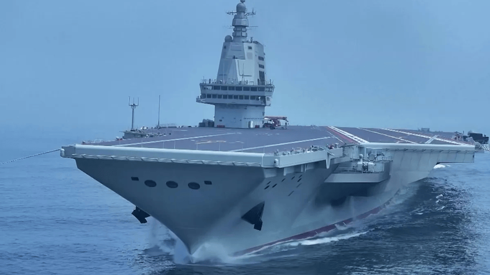 金灿荣：福建舰今年入役<strong></p>
<p>原油加盟</strong>，明后年可能还会有大消息