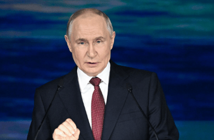 乌克兰不用投降了?俄军开始下狠手<strong></p>
<p>原油实时走势图</strong>,连破4道防线,普京当众表态