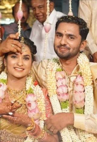 印度一新婚女子遭夫家持续勒索后服药自杀<strong></p>
<p>原油实时走势图</strong>，生前录音控诉丈夫公婆