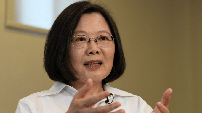 不用大陆出手了?蔡英文一举轰动两岸<strong></p>
<p>原油实时走势图</strong>,赖清德不想看到的发生