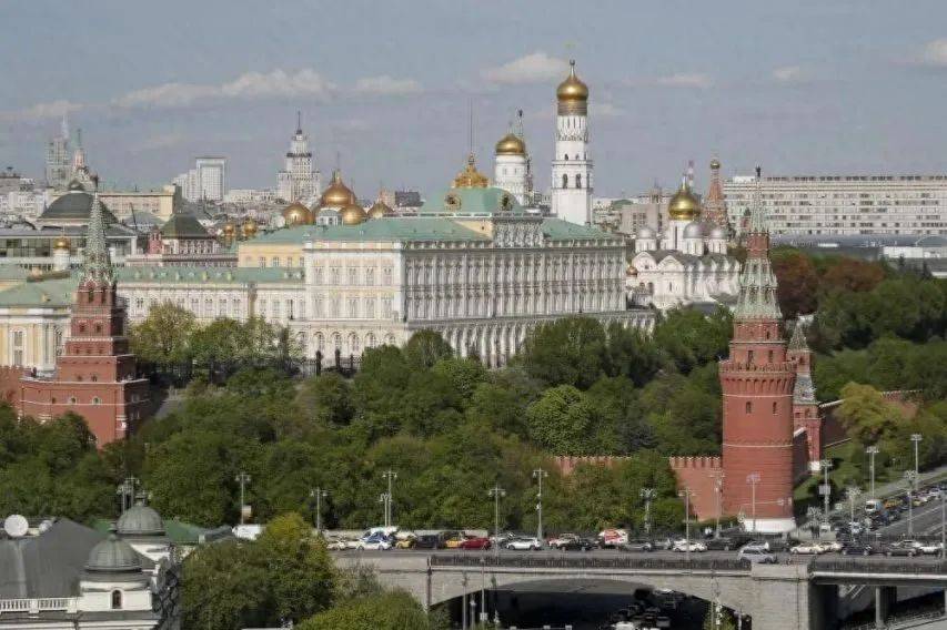 “内鬼”就在身边?普京突遭晴天霹雳<strong></p>
<p>中原油田总医院</strong>,俄军指挥部被一锅端!