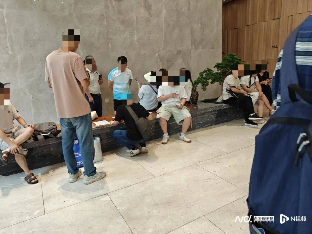 深圳知名企业停工<strong></p>
<p>中原油田总医院</strong>!超200人签名请律师!员工:实际在变相裁员