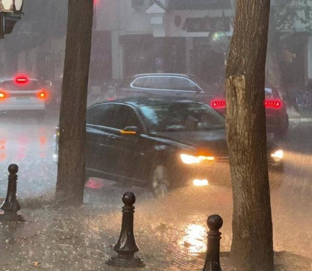 山东下<strong></p>
<p>中原油田总医院</strong>了424个大明湖：多地出现暴雨