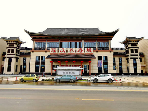 桂林16.5亿烂尾项目被中央通报批评，时任县委书记挪用6500万元财政资金强行上马