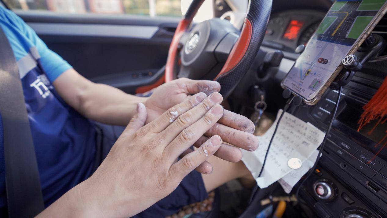 走近万师傅“金牌维修师”:择一事爱一生