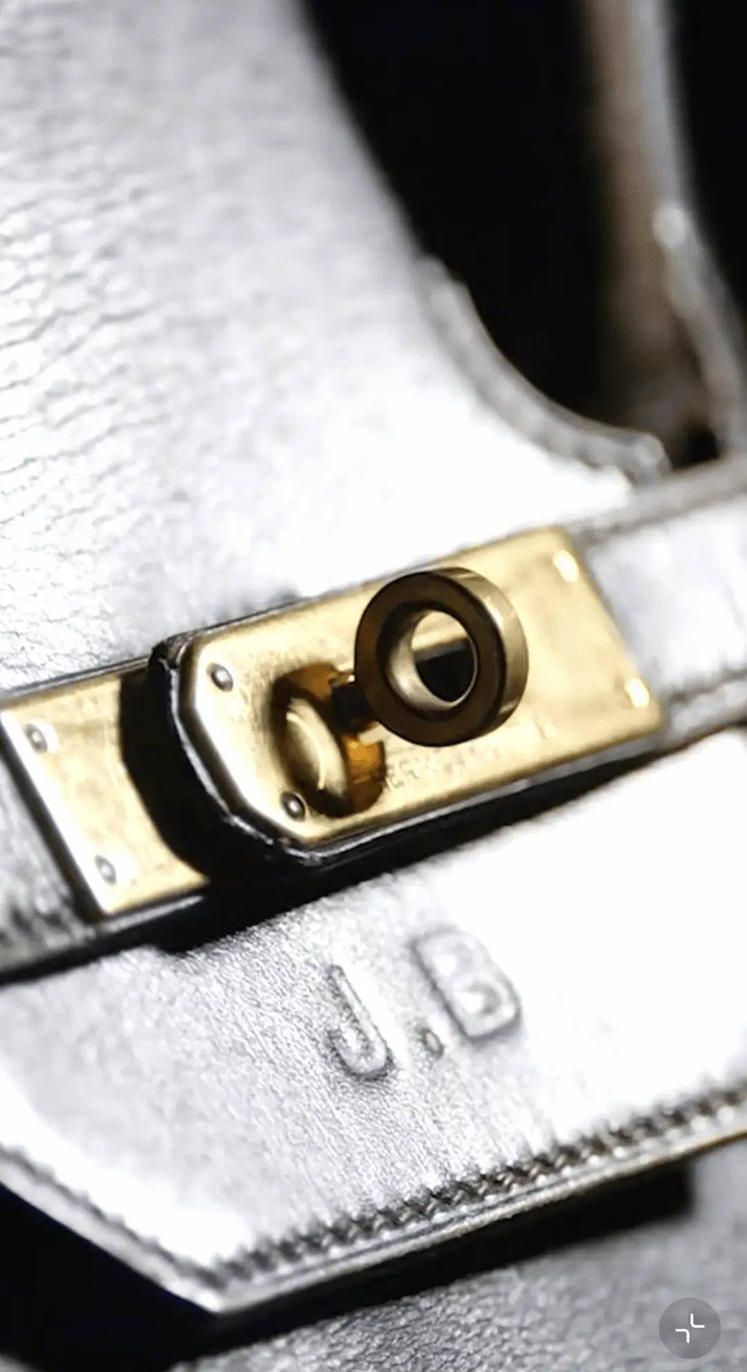 一个日本富二代<strong></p>
<p>布伦特原油走势</strong>,花7000万买了个二手铂金包,内幕是……