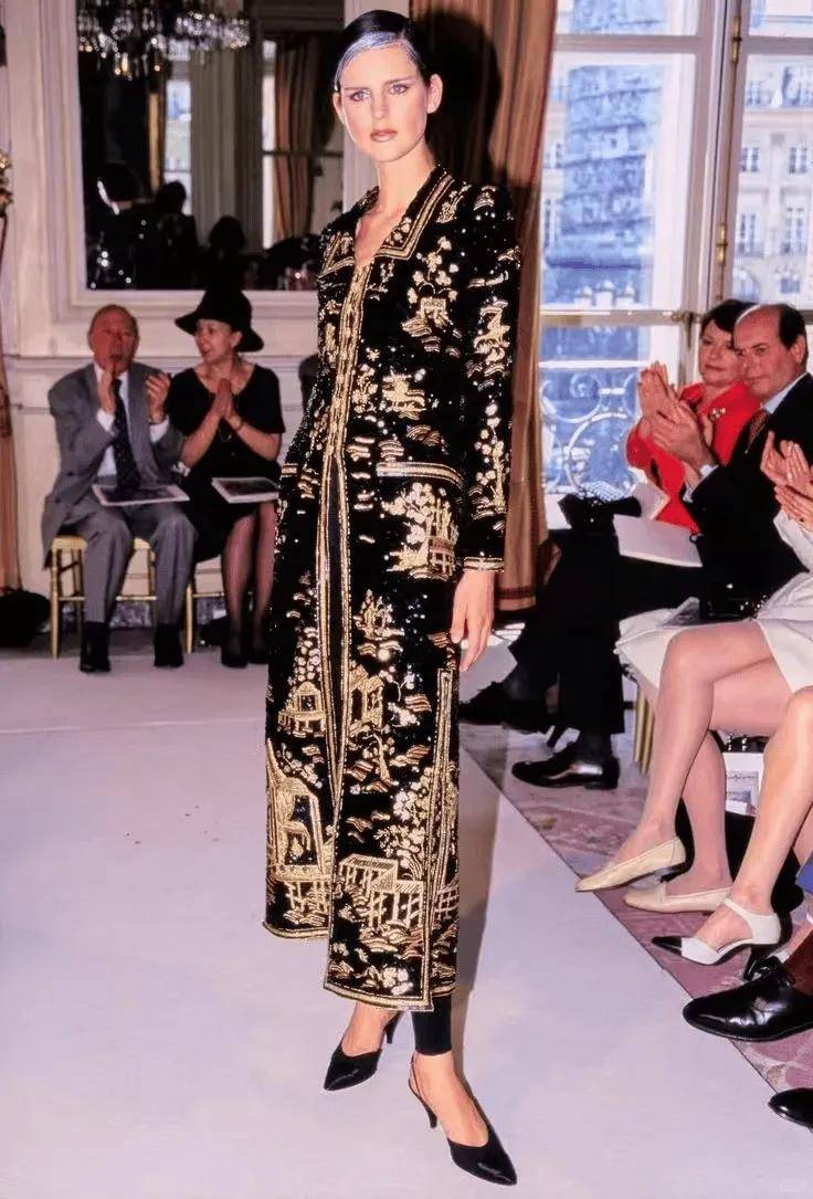 一个日本富二代<strong></p>
<p>布伦特原油走势</strong>,花7000万买了个二手铂金包,内幕是……