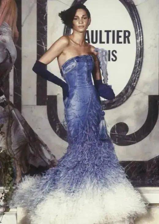 一个日本富二代<strong></p>
<p>布伦特原油走势</strong>,花7000万买了个二手铂金包,内幕是……