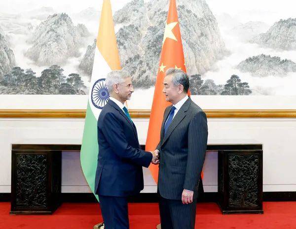 叫中国名字<strong></p>
<p>沙特原油产量</strong>,娶日本妻子,5年没见的印度外长来了