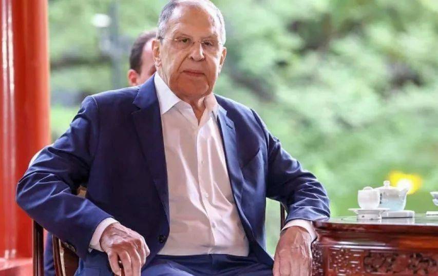 俄外长离开北京前，见到了最想见的人，中方高层当面做出表态，一句话让普京没了后顾之忧