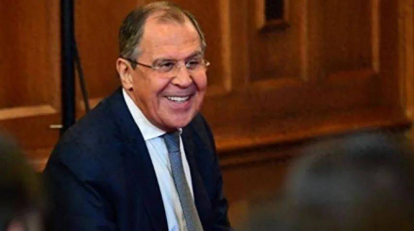 俄外长离开北京前<strong></p>
<p>沙特原油产量</strong>，见到了最想见的人，中方高层当面做出表态，一句话让普京没了后顾之忧