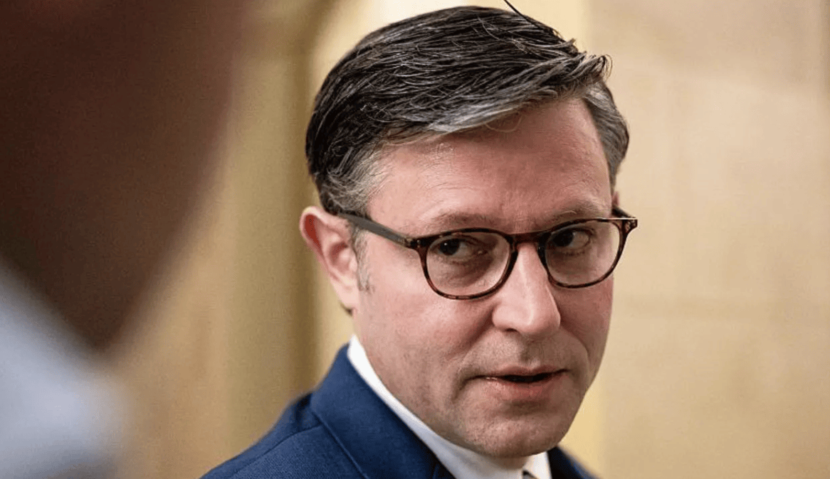 继马斯克后<strong></p>
<p>沙特原油产量</strong>,美众议长也罕见唱反调!一桩6年前的旧案,为何让特朗普阵营陷入危机?