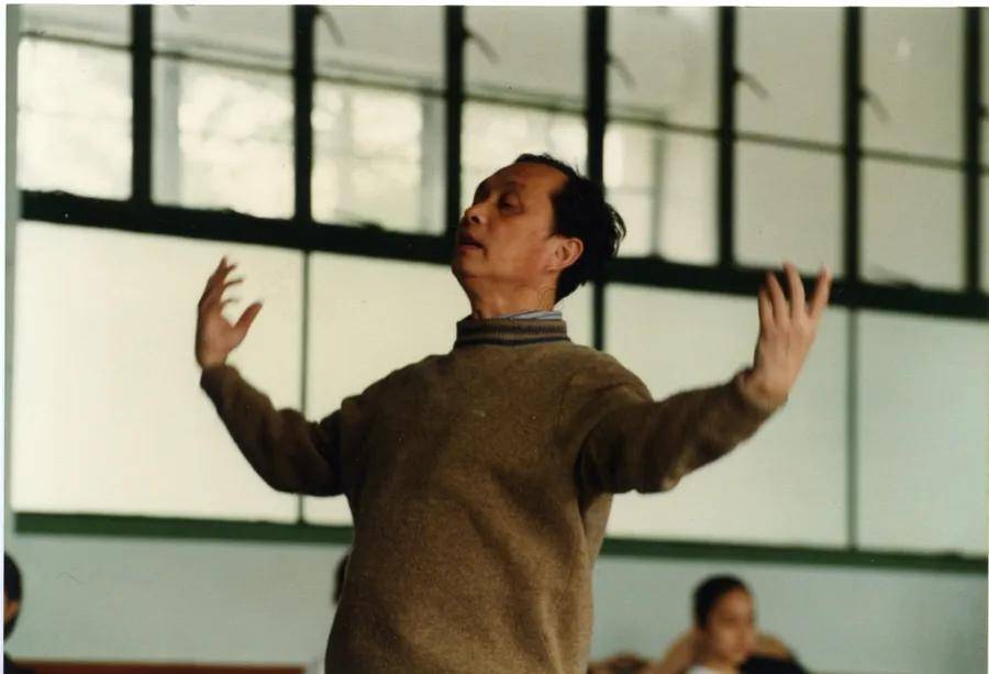 他于昨日在上海逝世!享年86岁<strong></p>
<p>沙特原油产量</strong>,人生充满传奇色彩,作品家喻户晓