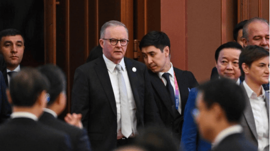 中澳签了<strong></p>
<p>全球原油产量</strong>,澳总理离京前,对华做重大承诺,澳方已看透美国“真面目”