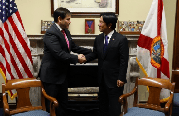 大陆预言成真<strong></p>
<p>国际期货原油</strong>,赖清德“过境”美国,人还没出发,特朗普就不装了