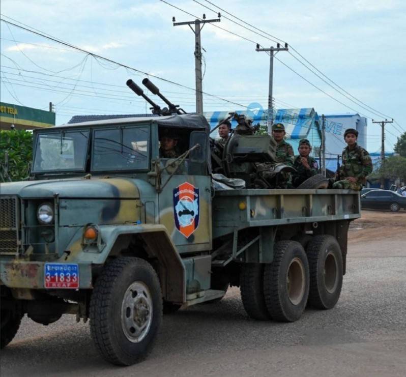 柬泰上演古董装备对决<strong></p>
<p>国际期货原油</strong>,先进武器集体“隐身”,默契保留实力?