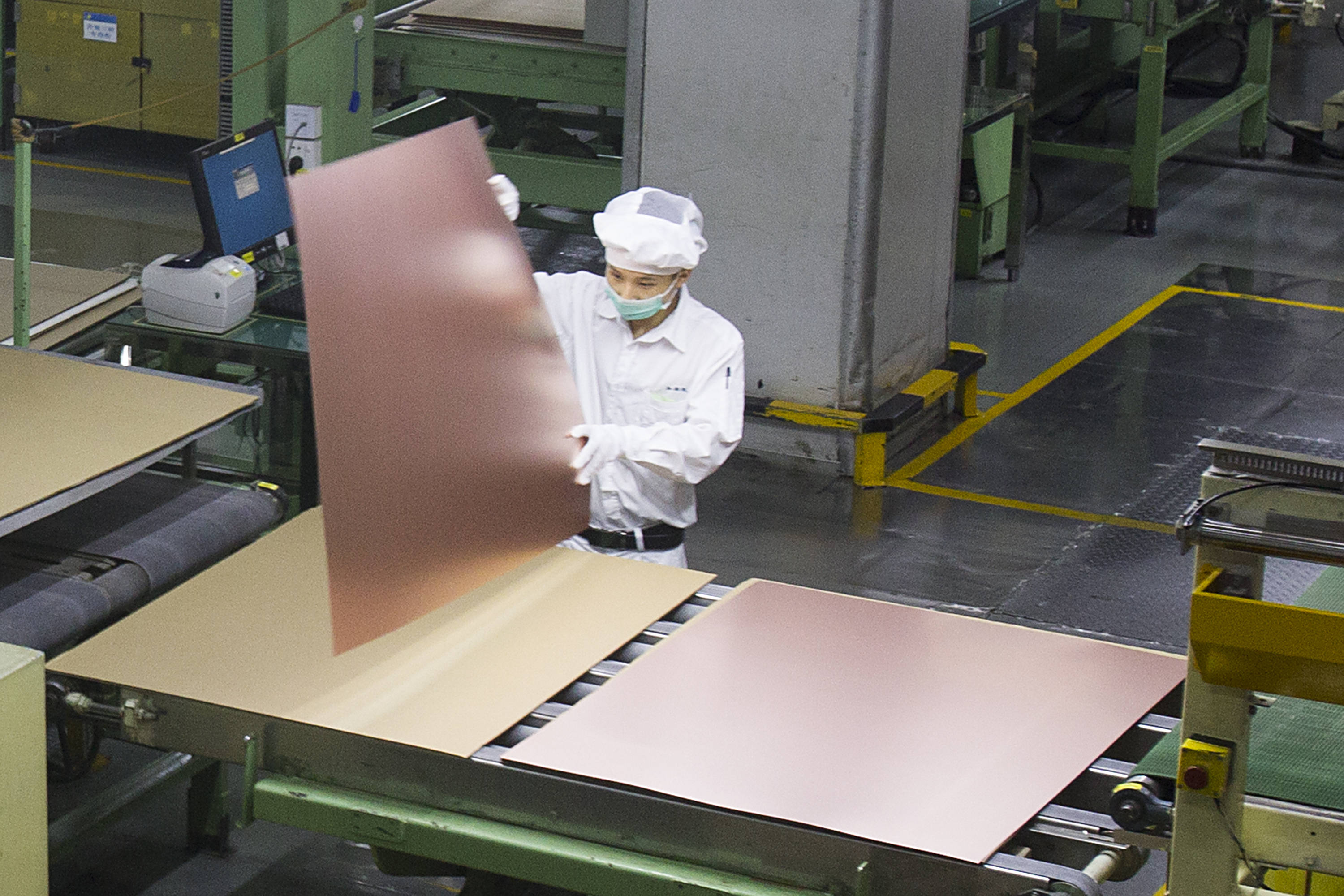 东莞首家千亿市值上市公司诞生<strong></p>
<p>嘉实原油基金</strong>!来看是谁→