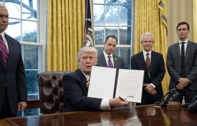 谈到晚上8点<strong></p>
<p>西原油</strong>,特朗普开出访华条件,北京不用给美国留座位了?