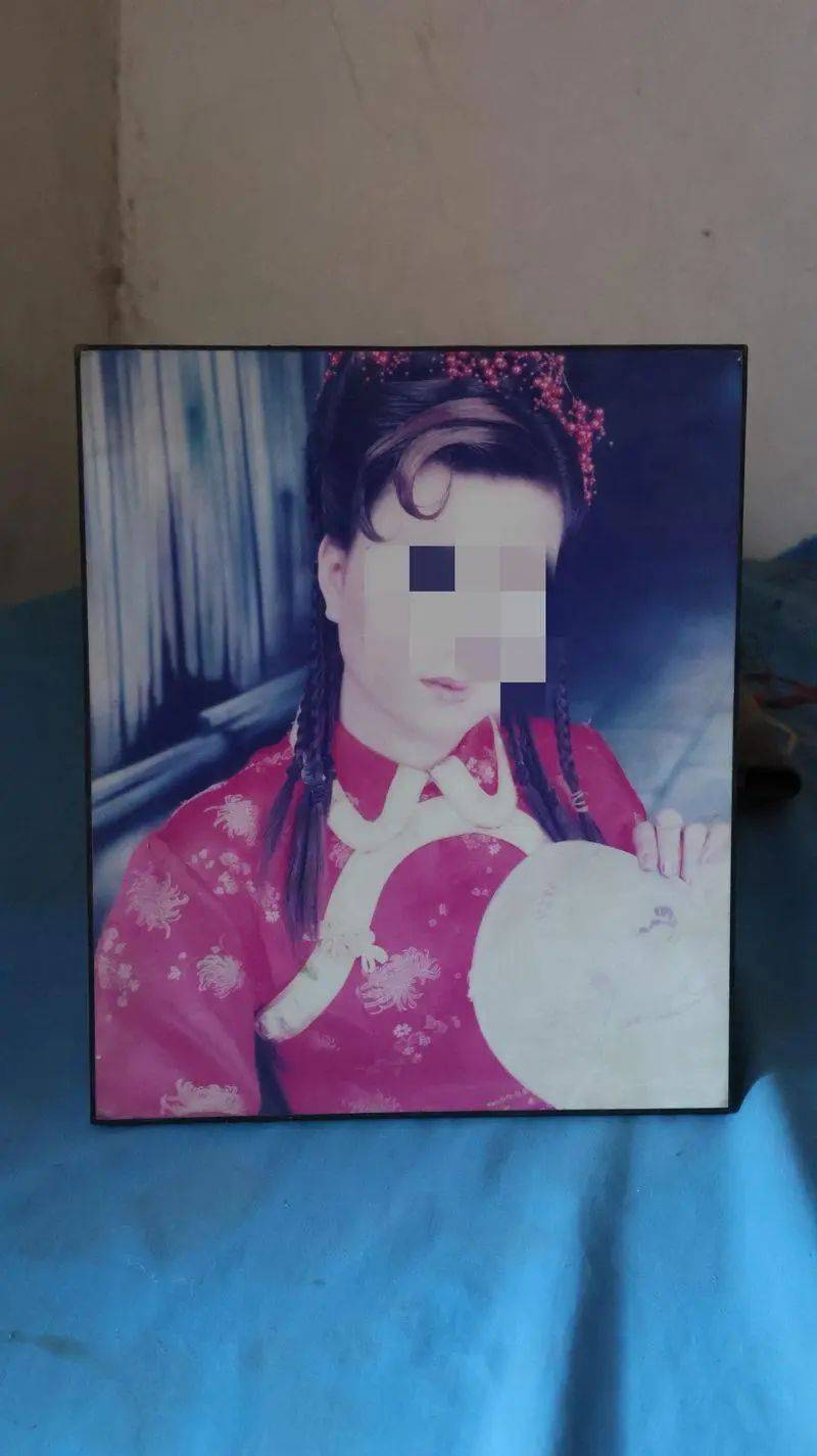 山西女教师新婚8个月遇害！警方掘坟提取DNA<strong></p>
<p>西原油</strong>，丈夫被判无罪后再受审