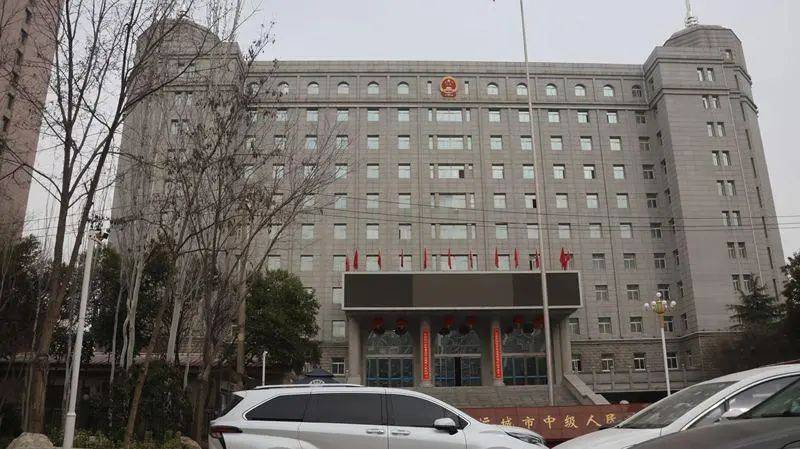 山西女教师新婚8个月遇害！警方掘坟提取DNA<strong></p>
<p>西原油</strong>，丈夫被判无罪后再受审