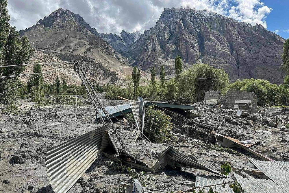 巴基斯坦暴雨成灾 超300人死亡