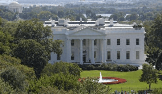 特朗普变招<strong></p>
<p>永原油</strong>,白宫:8月12日后或恢复24%对华关税?美财长对华打明牌,中方已经划出“红线”