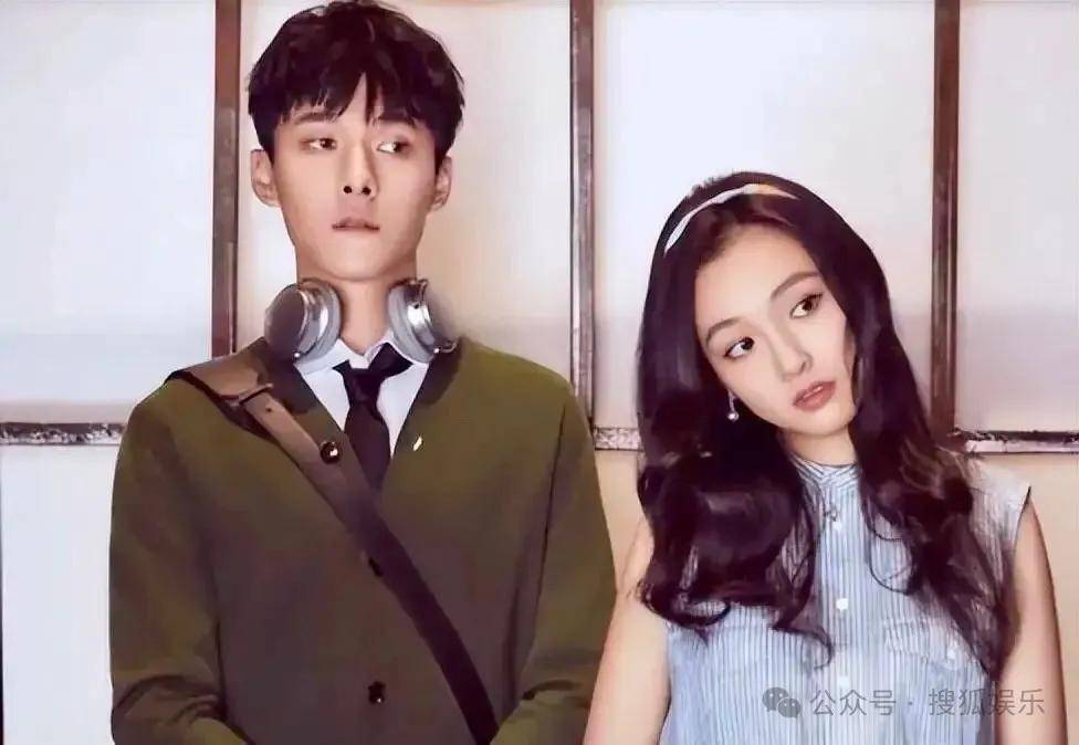 离婚三年又被拍到亲密逛超市<strong></p>
<p>抓原油</strong>，他俩这是纯带娃还是真复合了？