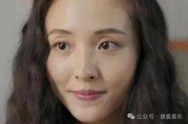 离婚三年又被拍到亲密逛超市<strong></p>
<p>抓原油</strong>，他俩这是纯带娃还是真复合了？